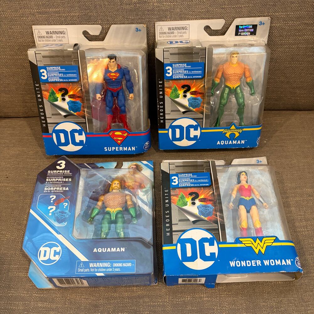 DC Heroes Unite 4 Figures Surprise Accessories Aquaman, Wonder Woman, Superman